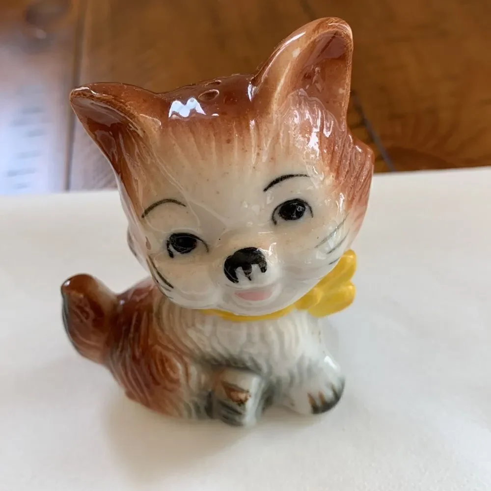 Vintage Ceramic Cat Kitten Salt & Pepper‎ Shakers Made in Korea 3
